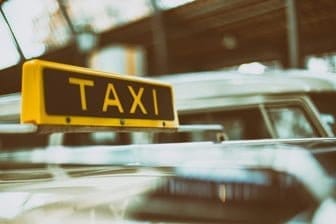 El Ayuntamiento de Málaga ofrece cursos de inglés gratuitos para taxistas El Ayuntamiento de Málaga ofrece cursos de inglés gratuitos para taxistas